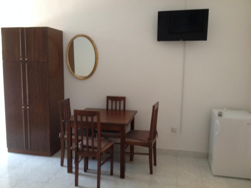 Studio Max Bijela Dış mekan fotoğraf